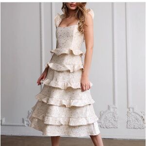 NWTS   V.Chapman dress size 00 Duchess in Dusty Cream